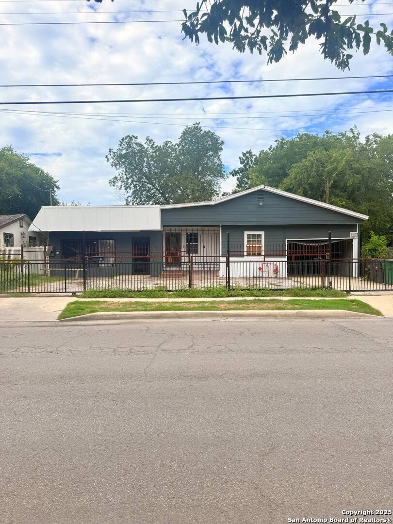 623 Ceralvo San Antonio TX 78207