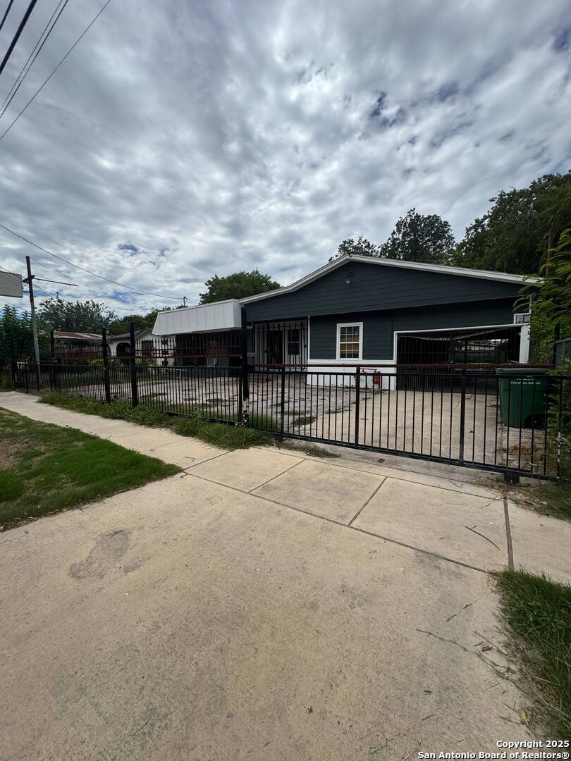 623 Ceralvo San Antonio TX 78207