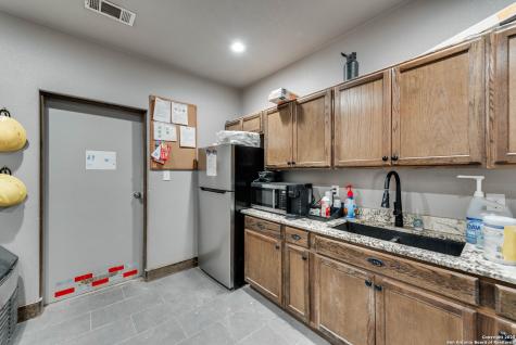 5612 County Road 1226 Midland TX 79706