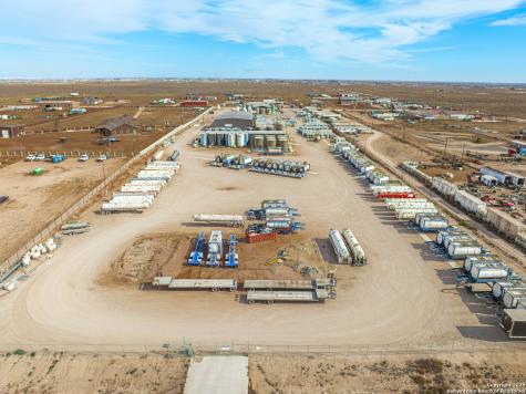 5612 County Road 1226 Midland TX 79706