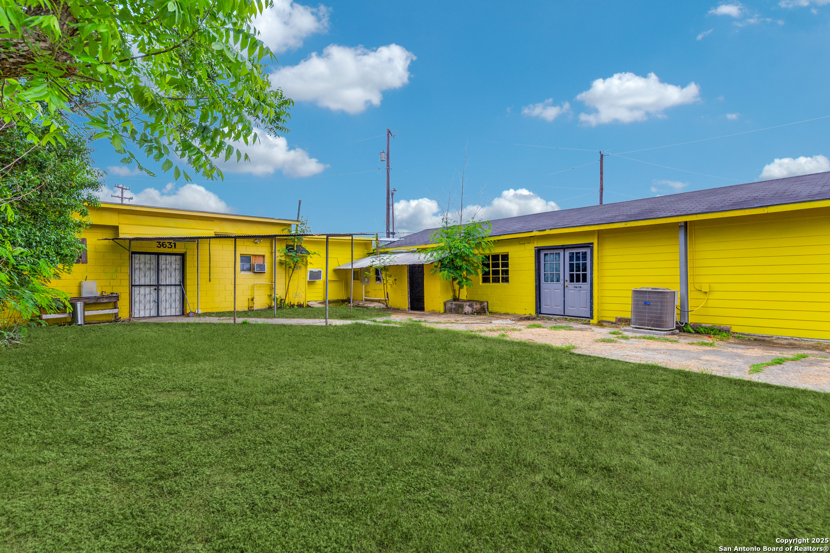 3631 Nogalitos San Antonio TX 78211