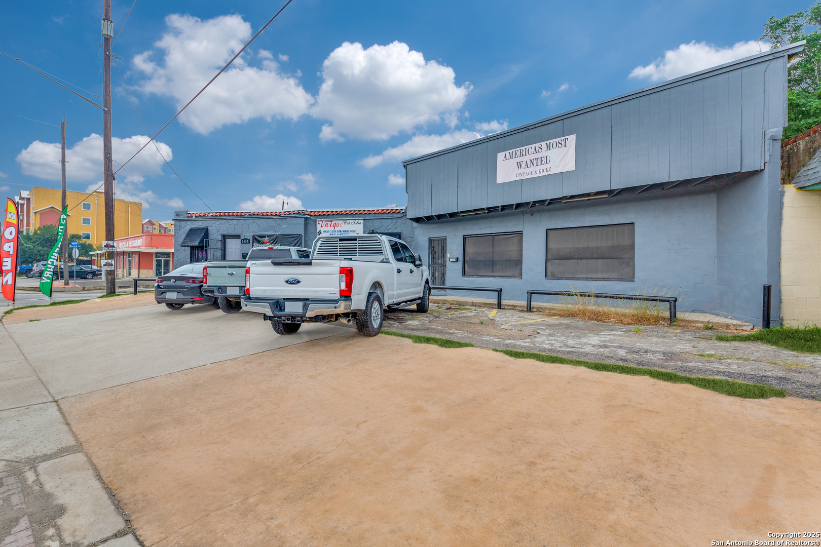 3631 Nogalitos San Antonio TX 78211