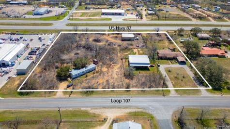 11806 Loop 107 Adkins TX 78101