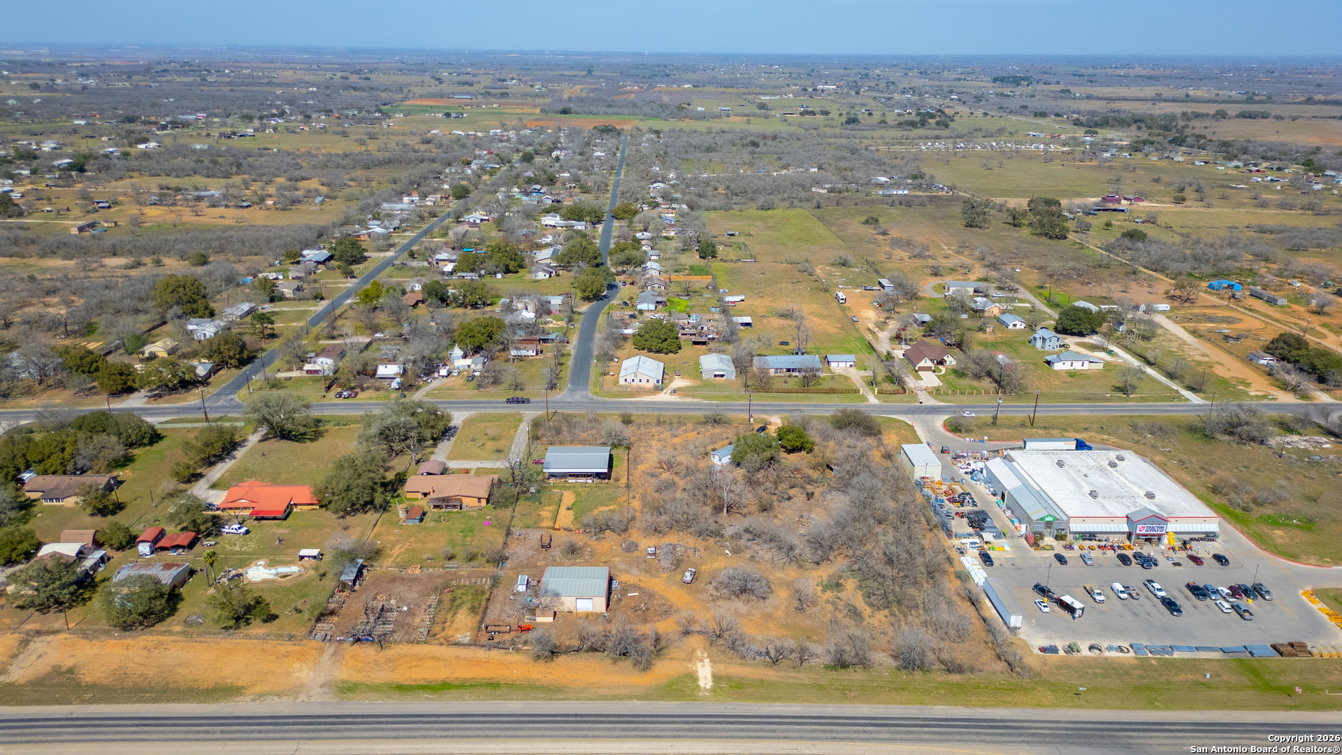 11806 Loop 107 Adkins TX 78101