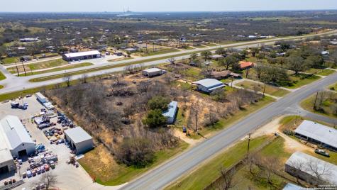 11806 Loop 107 Adkins TX 78101