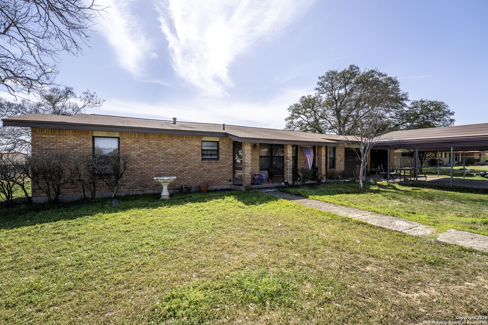 11806 Loop 107 Adkins TX 78101