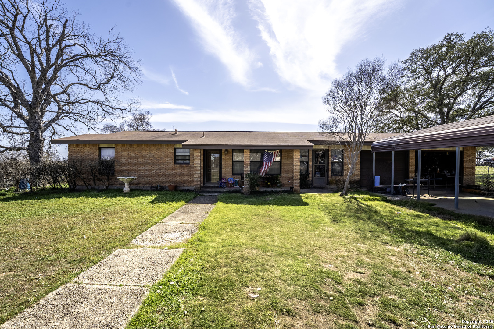 11806 Loop 107 Adkins TX 78101