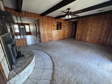 11806 Loop 107 Adkins TX 78101