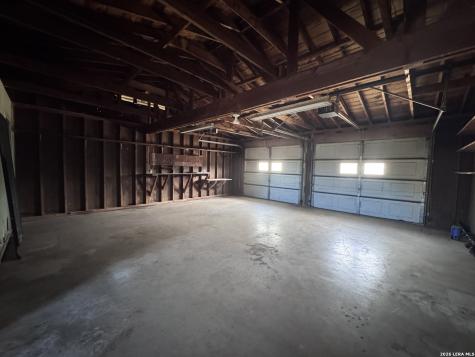 11806 Loop 107 Adkins TX 78101