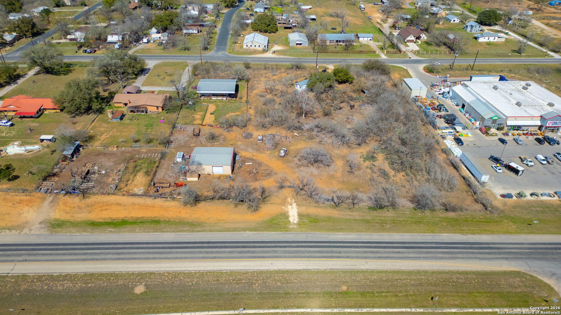 11806 Loop 107 Adkins TX 78101