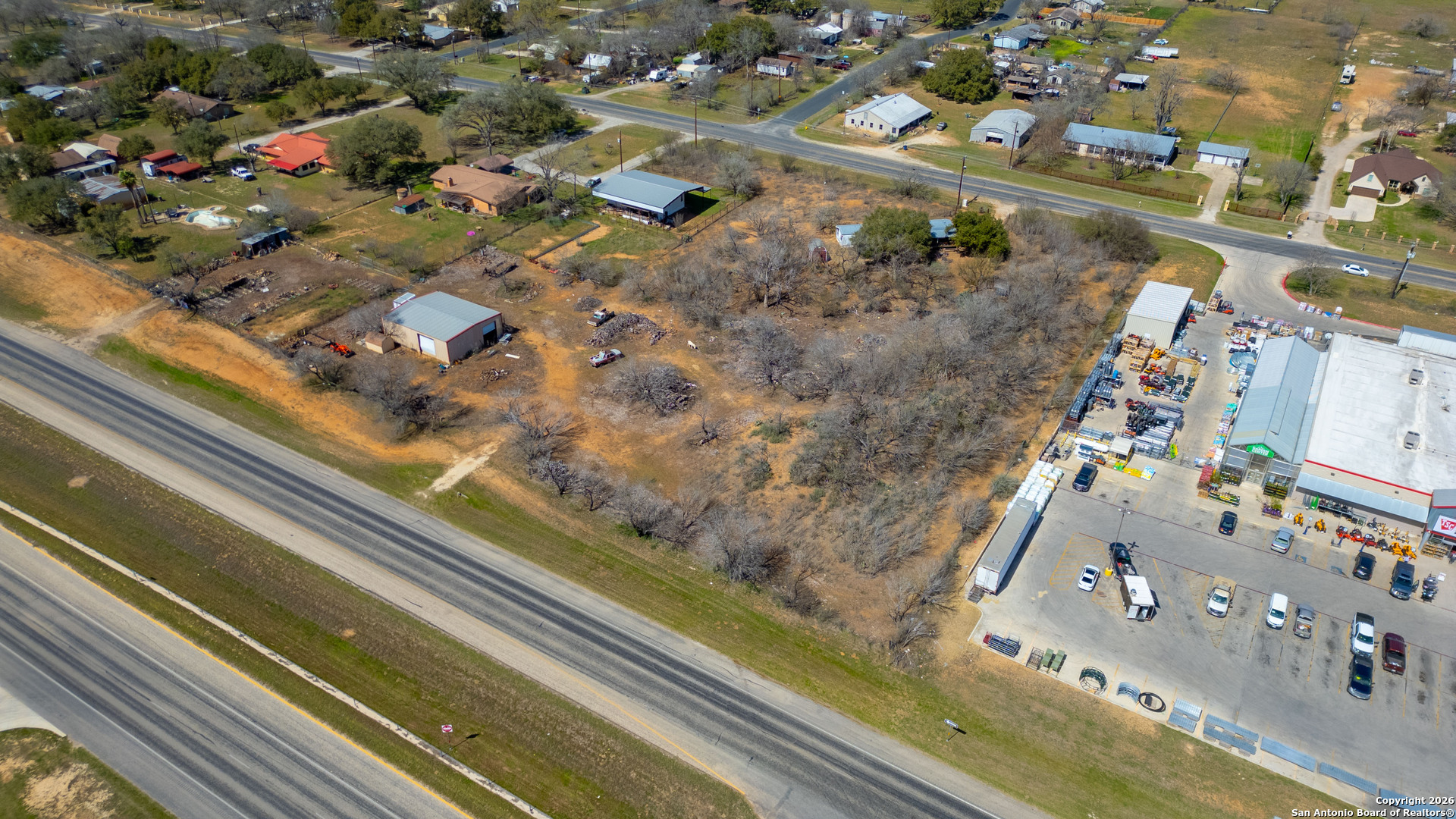 11806 Loop 107 Adkins TX 78101