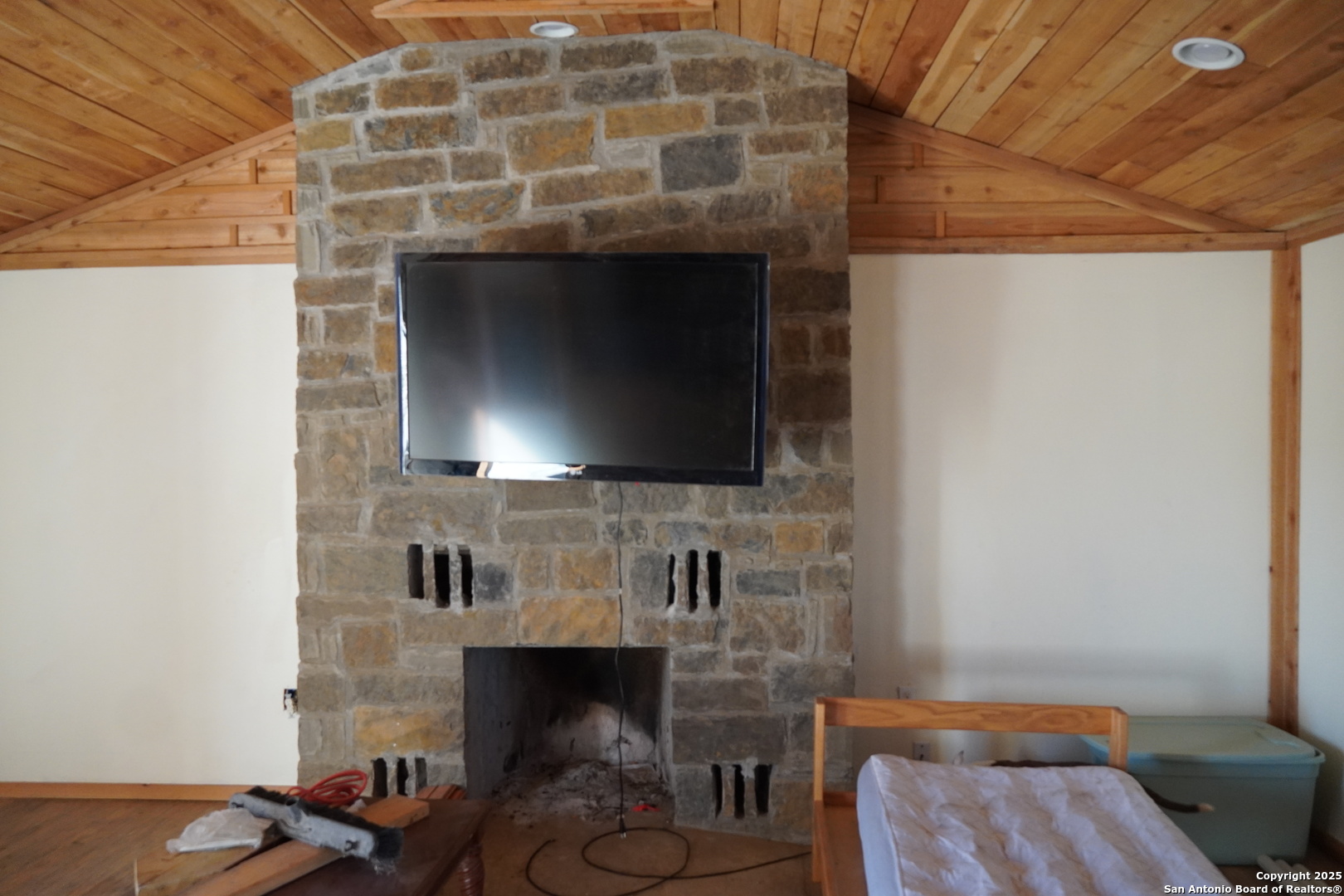 203 Kerr Rocksprings TX 78880