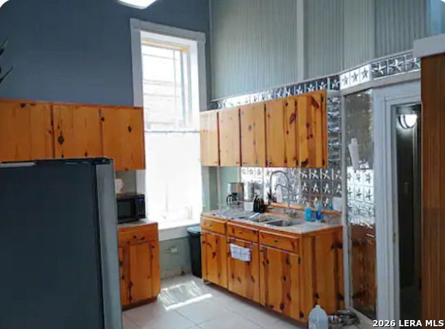 412 N Center Street Sabinal TX 78881