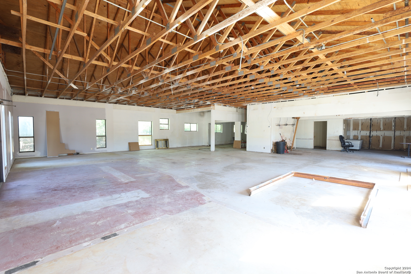 13622 NW Military Highway San Antonio TX 78231