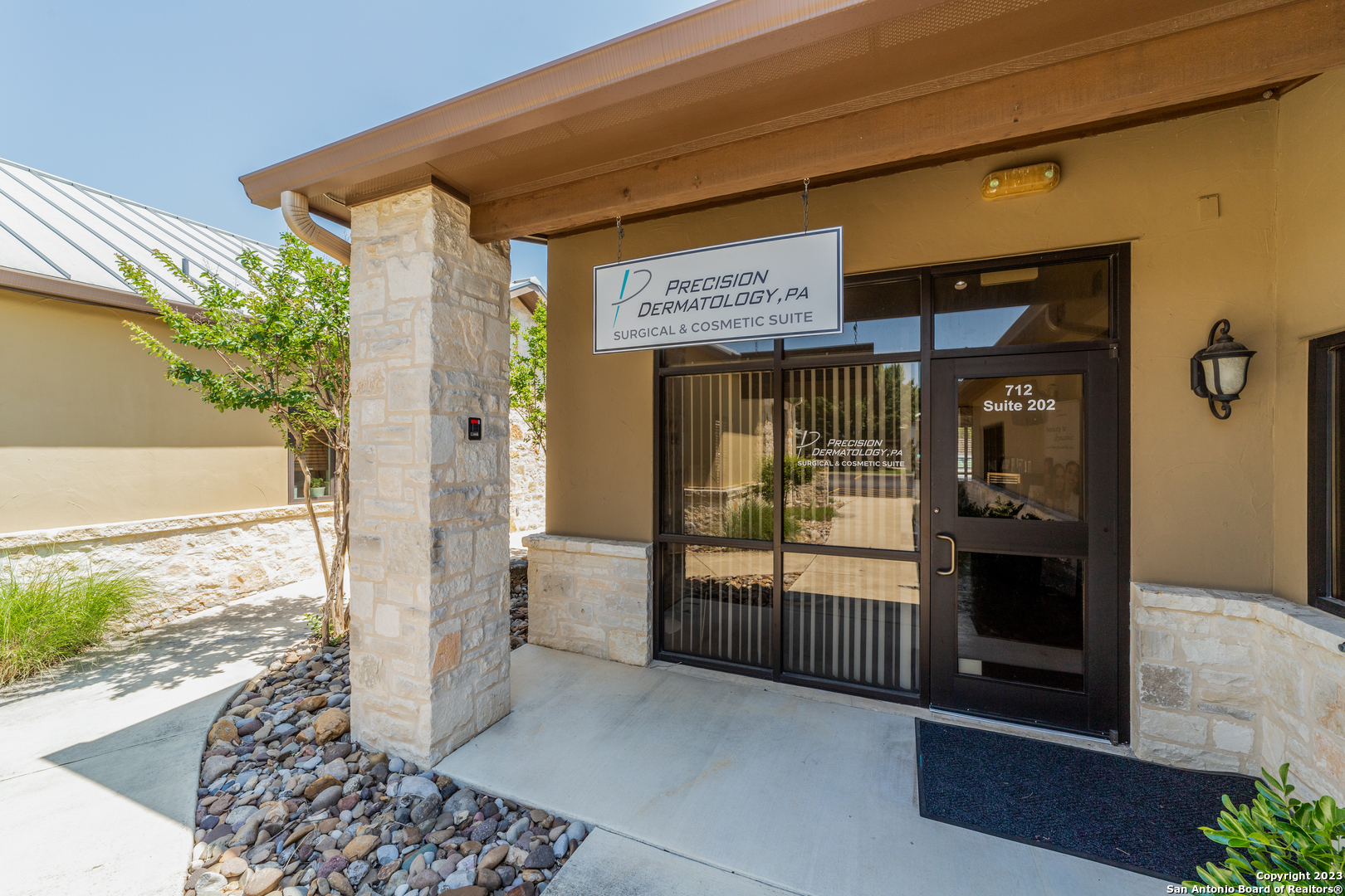 712 Hill Country Drive Kerrville TX 78028