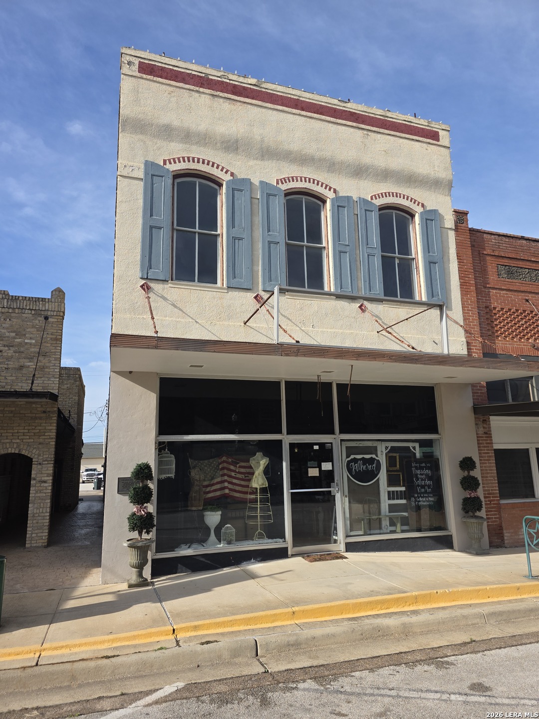 130 E Main Street Cuero TX 77954