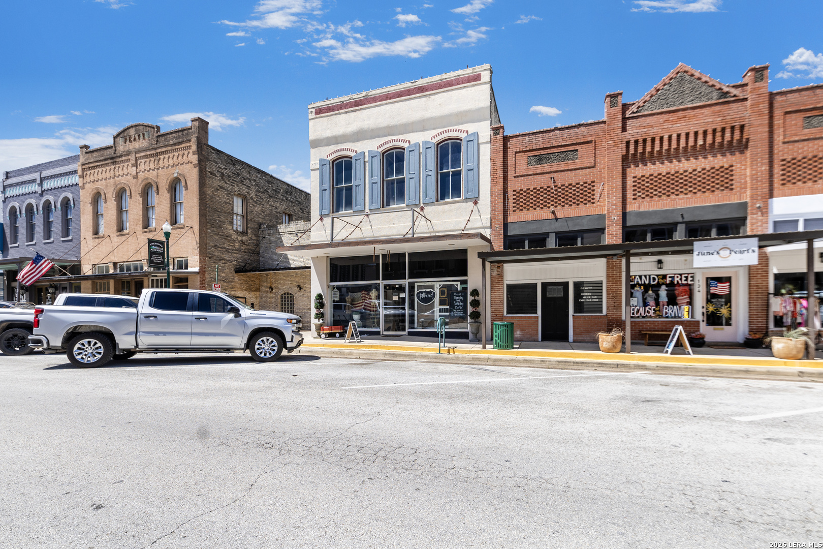 130 E Main Street Cuero TX 77954
