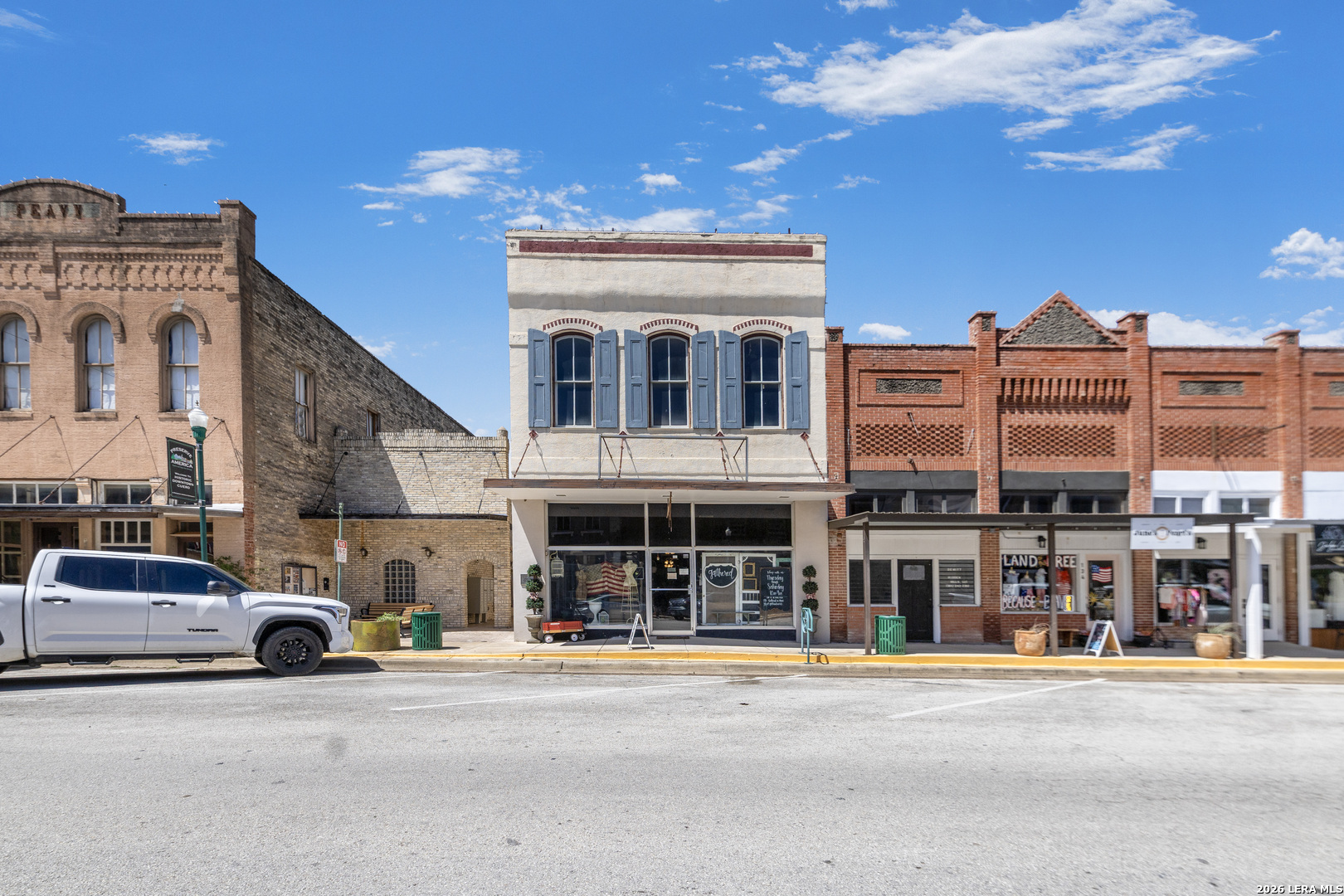 130 E Main Street Cuero TX 77954