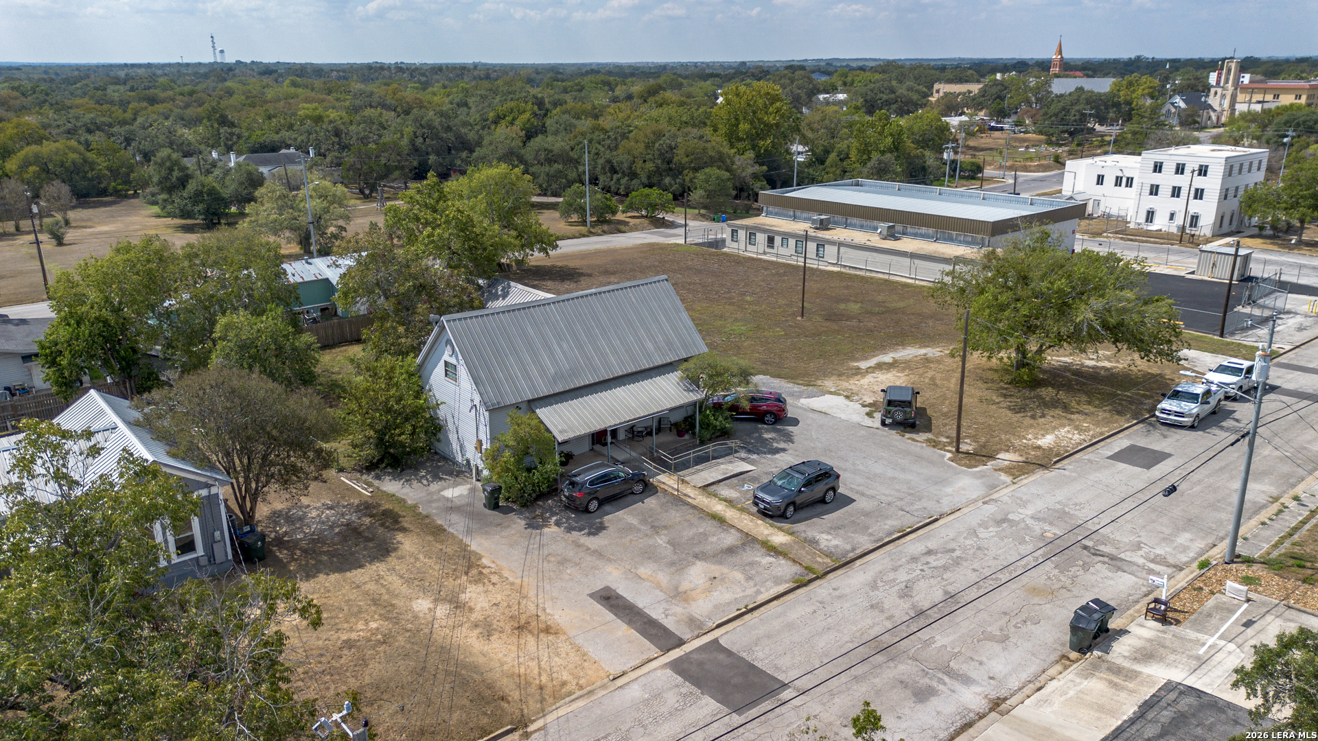 523 E Donegan Seguin TX 78155