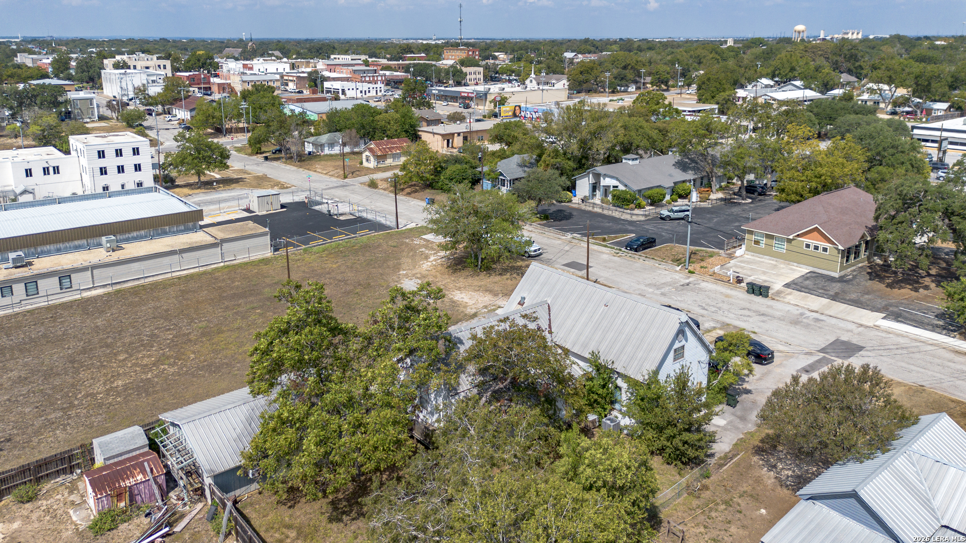 523 E Donegan Seguin TX 78155