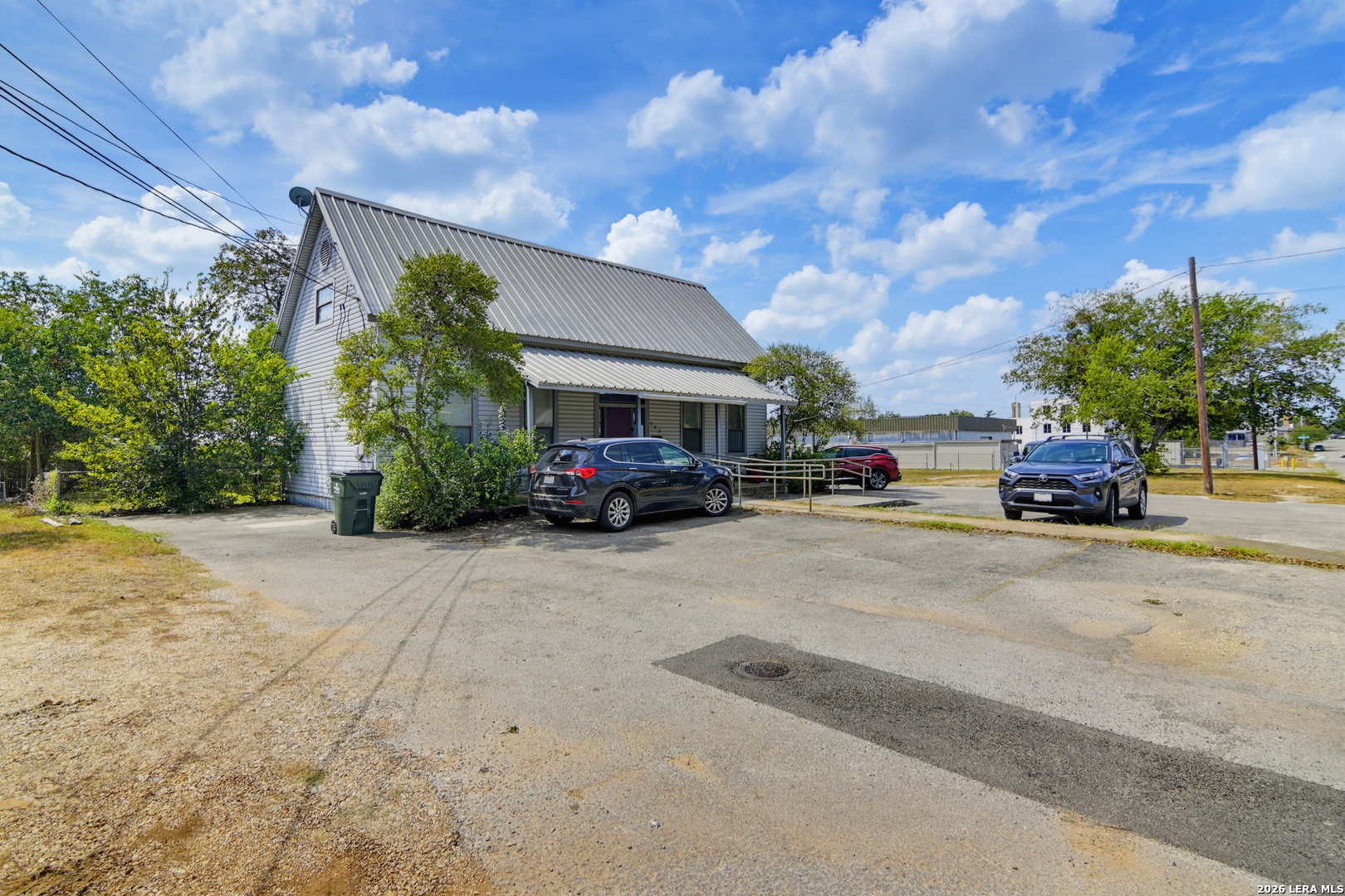 523 E Donegan Seguin TX 78155