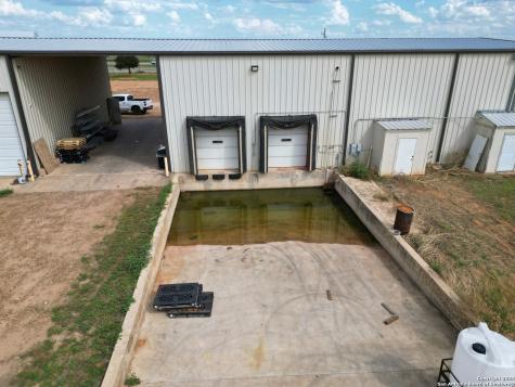 13688 S I-35 Dilley TX 78017