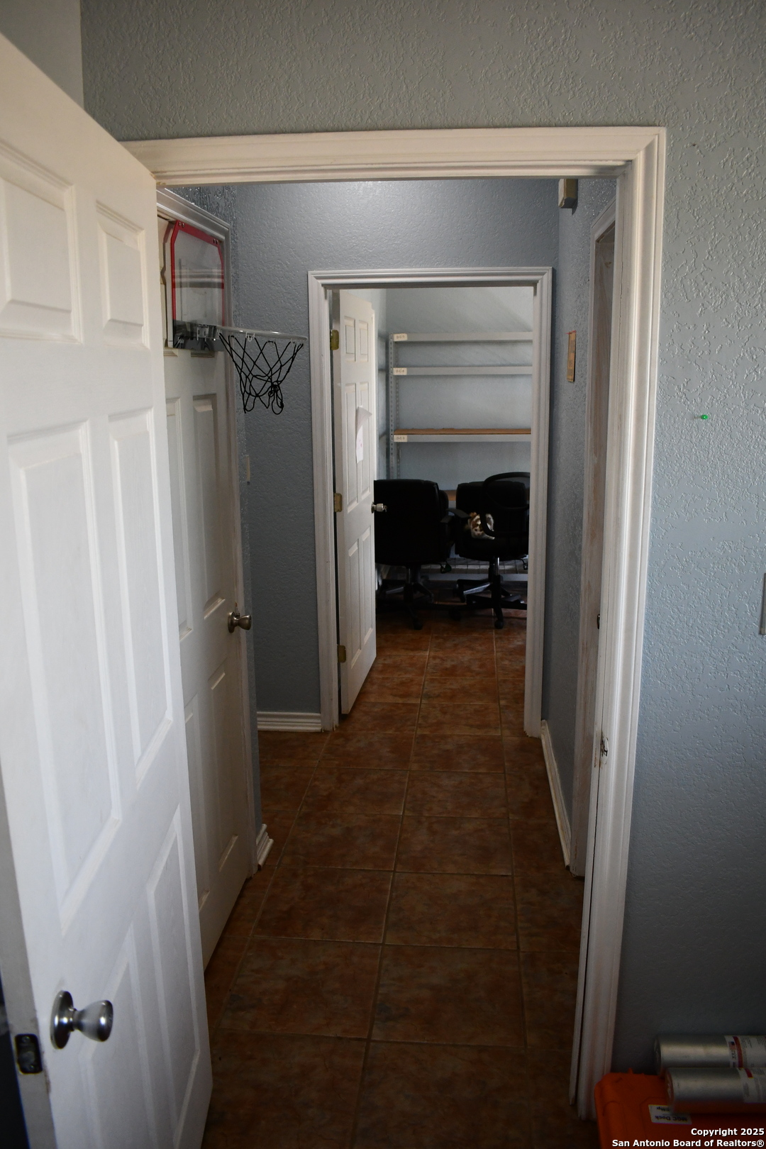 13688 S I-35 Dilley TX 78017