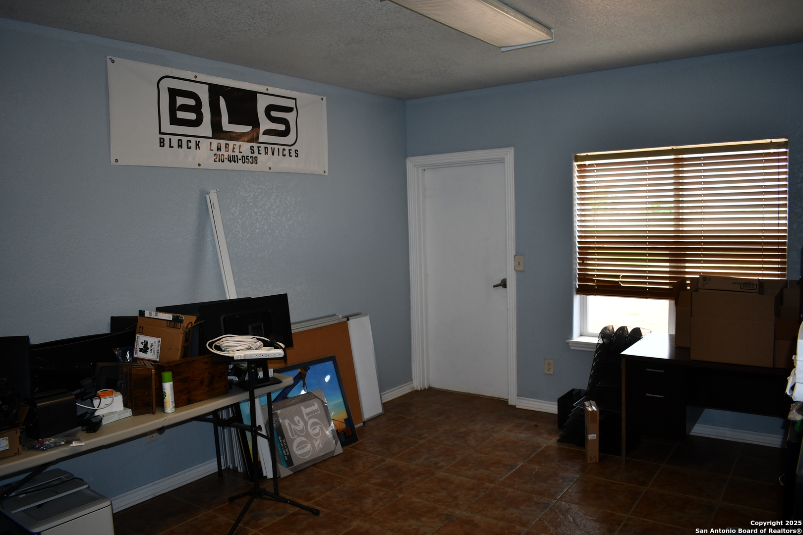 13688 S I-35 Dilley TX 78017