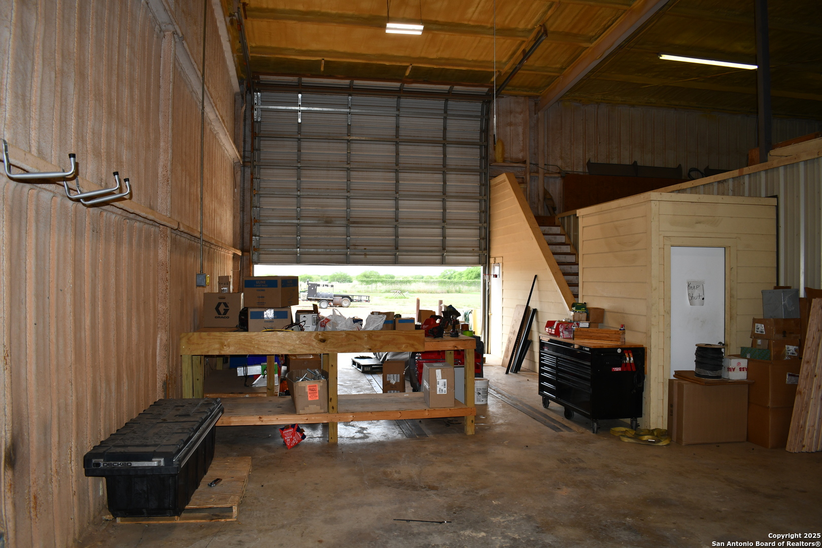 13688 S I-35 Dilley TX 78017