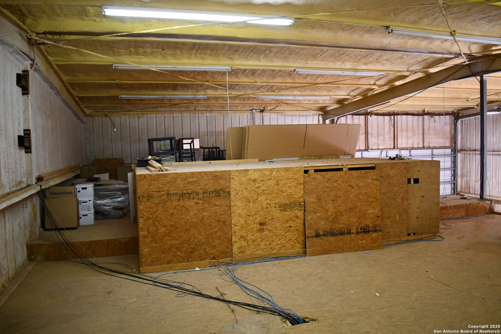 13688 S I-35 Dilley TX 78017