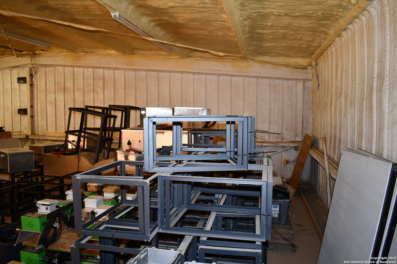 13688 S I-35 Dilley TX 78017