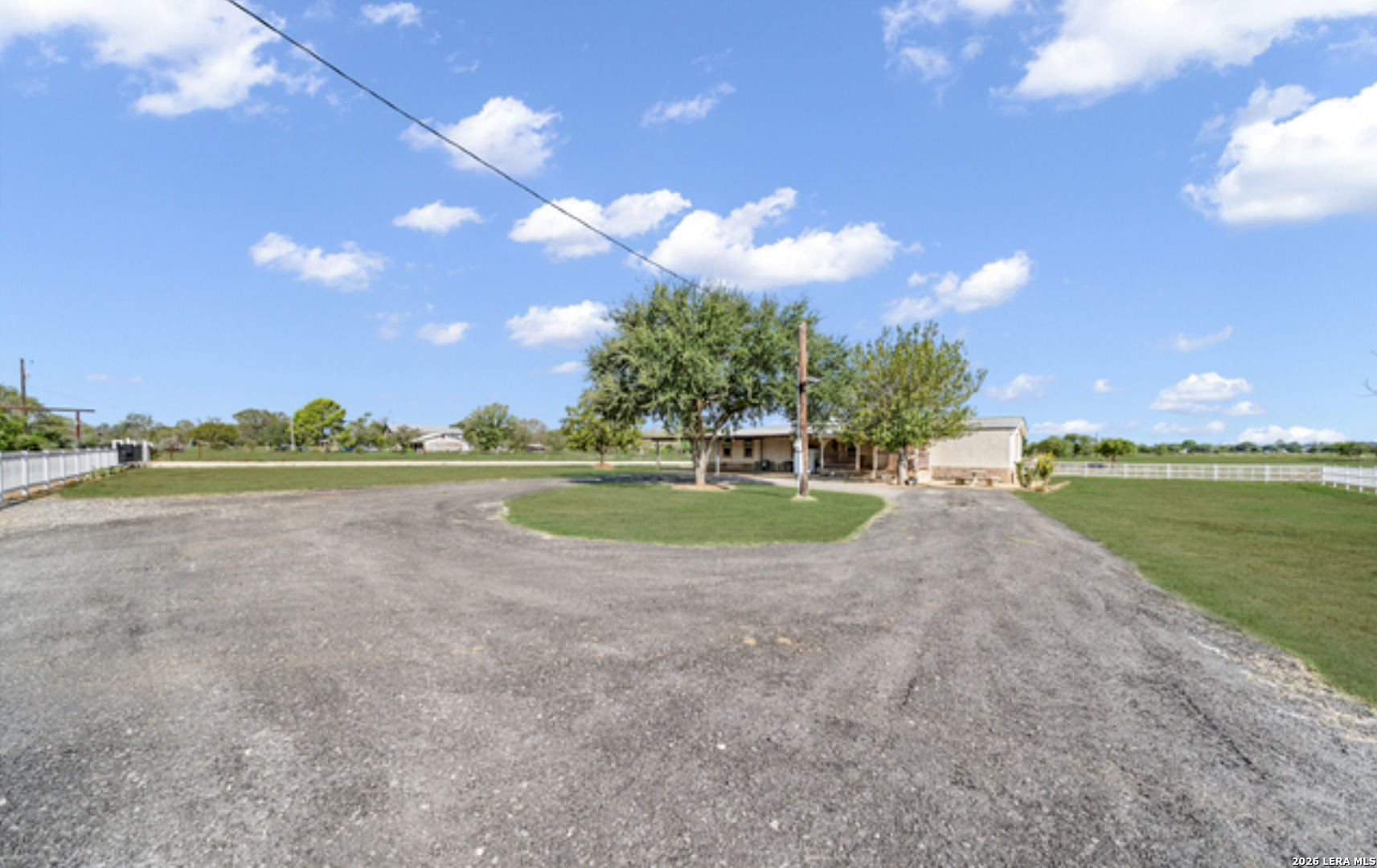 11791 Kinney Road Atascosa TX 78002