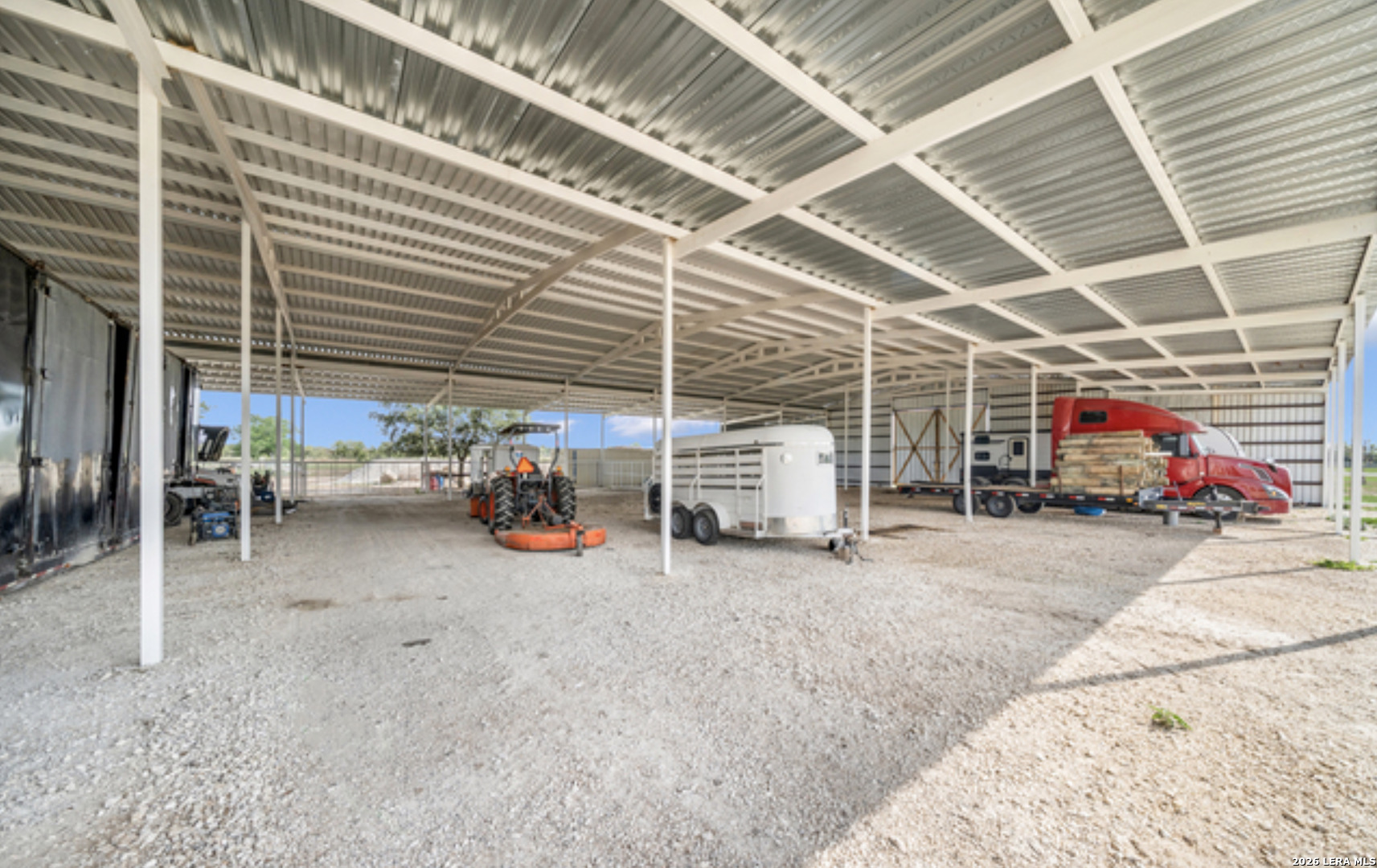 11791 Kinney Road Atascosa TX 78002
