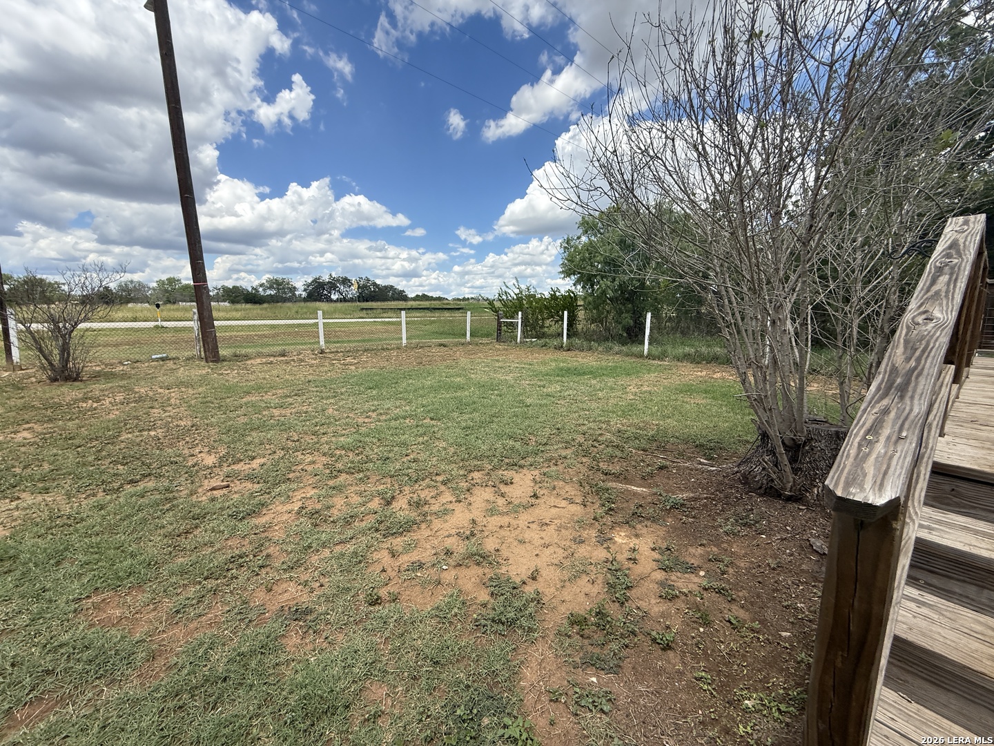 220 County Road 2690 Moore TX 78057