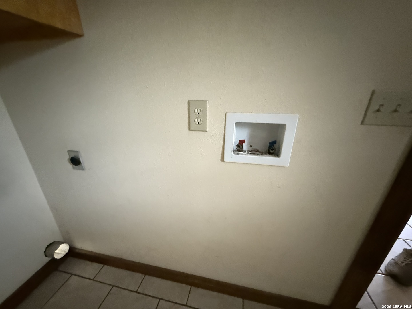 220 County Road 2690 Moore TX 78057