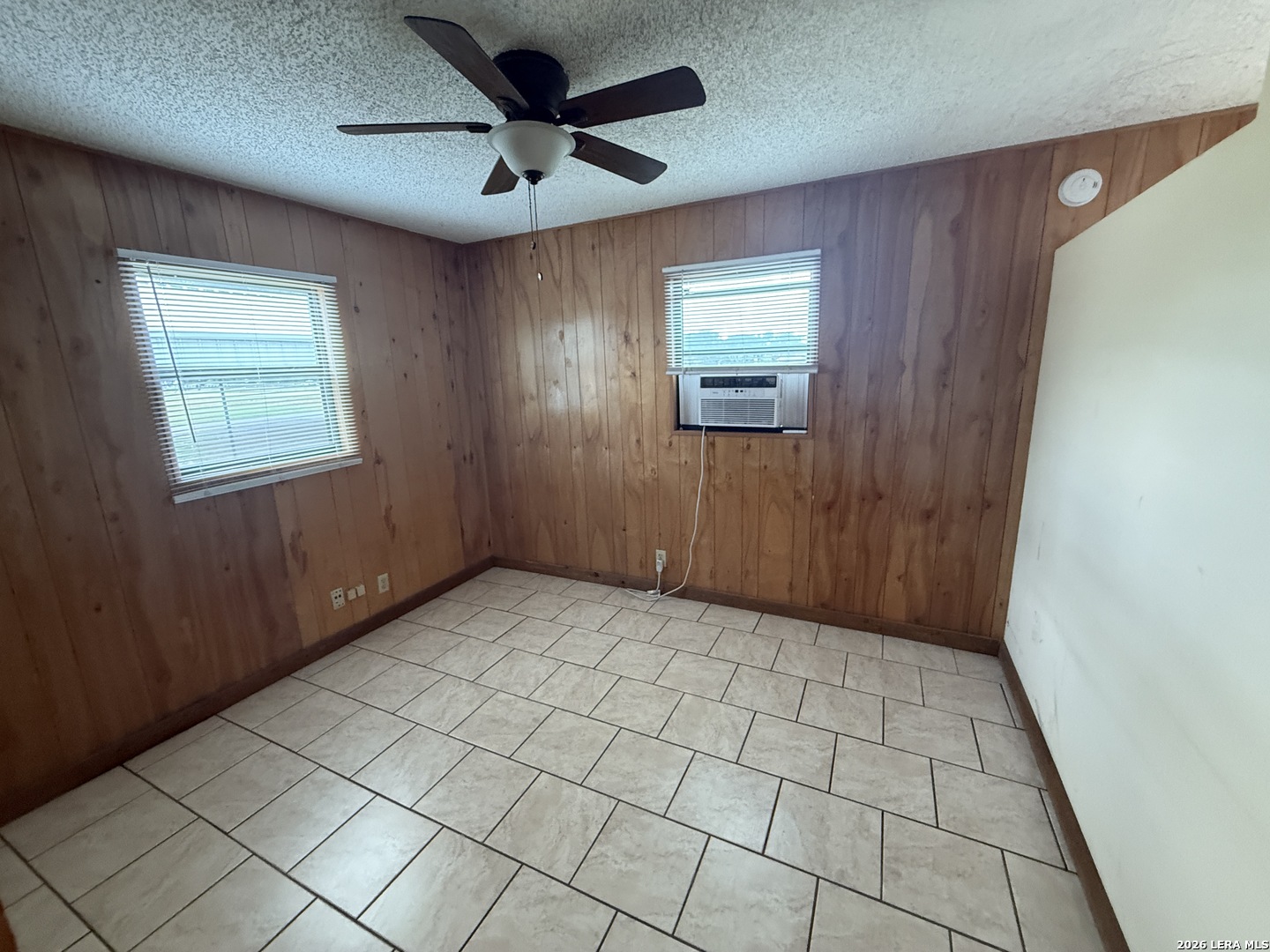 220 County Road 2690 Moore TX 78057