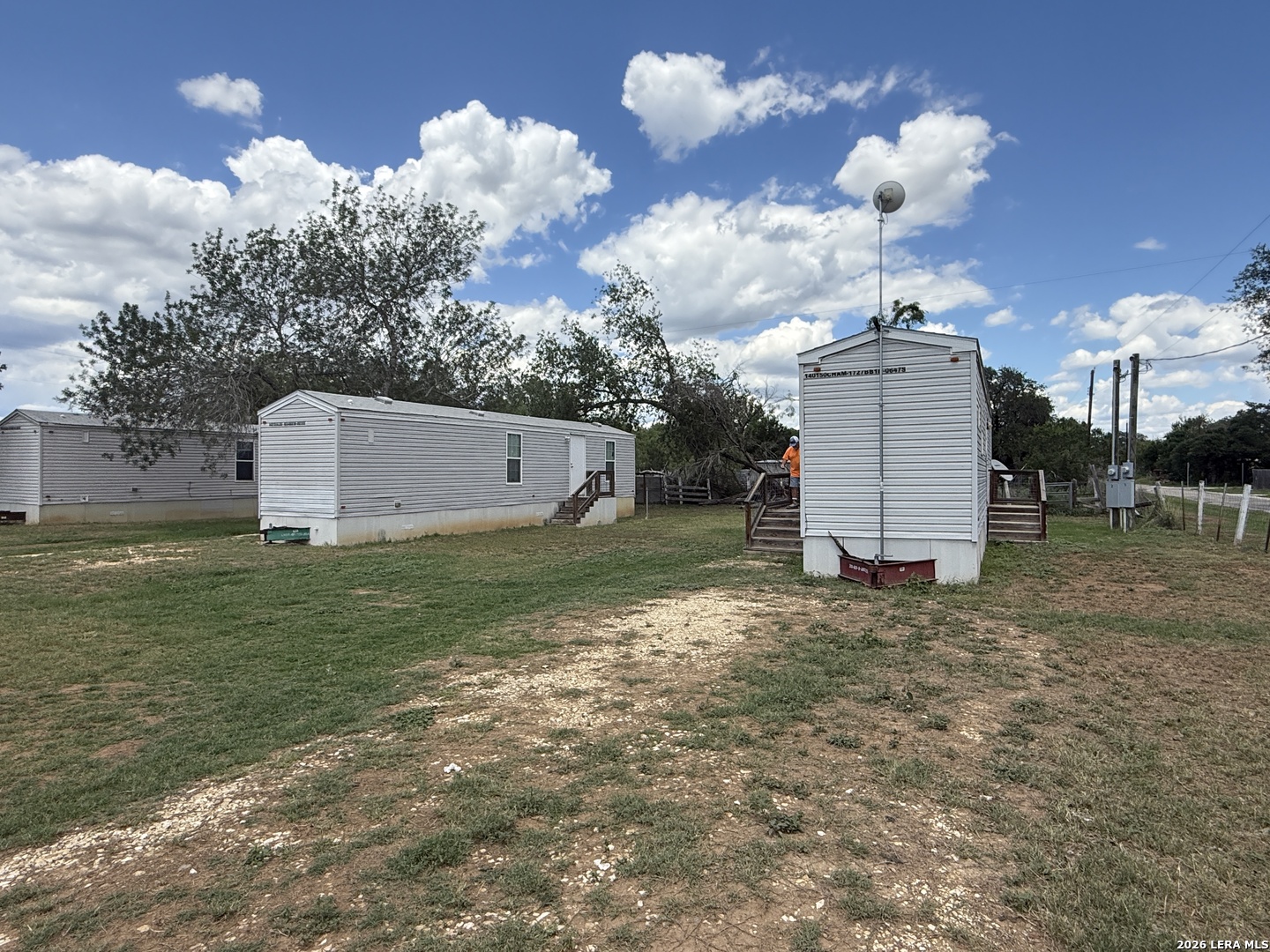 220 County Road 2690 Moore TX 78057