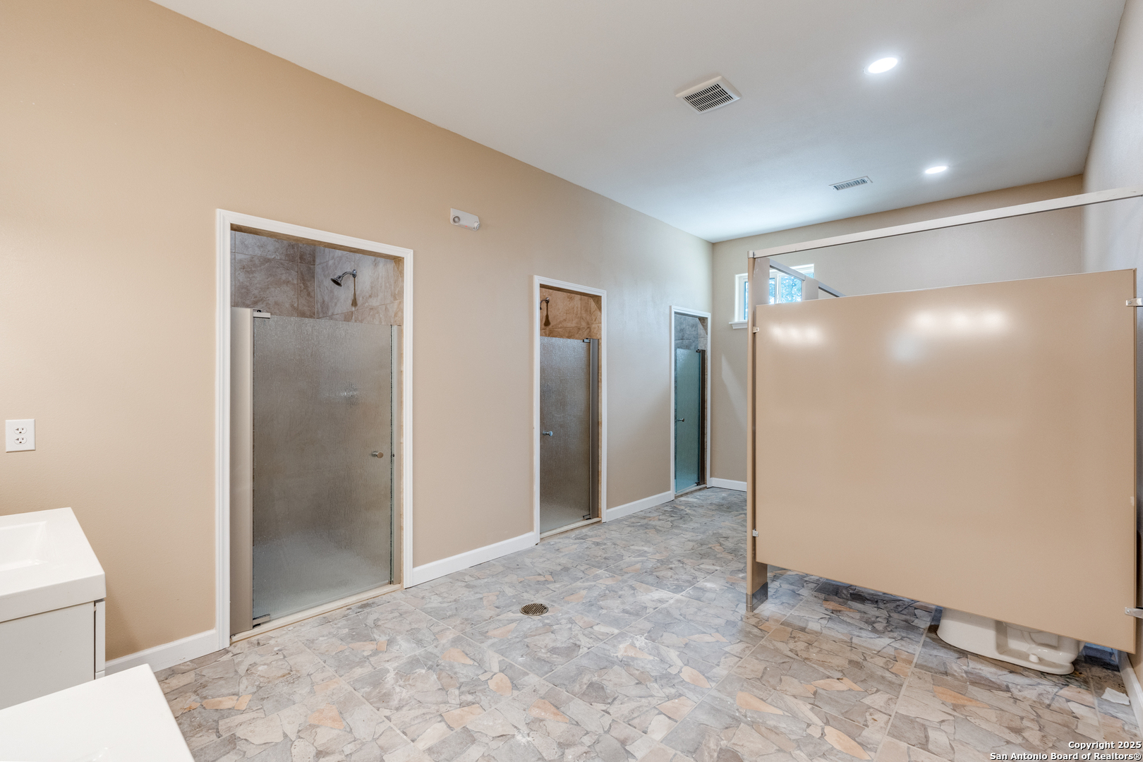 9089 Fm 2673 Canyon Lake TX 78133