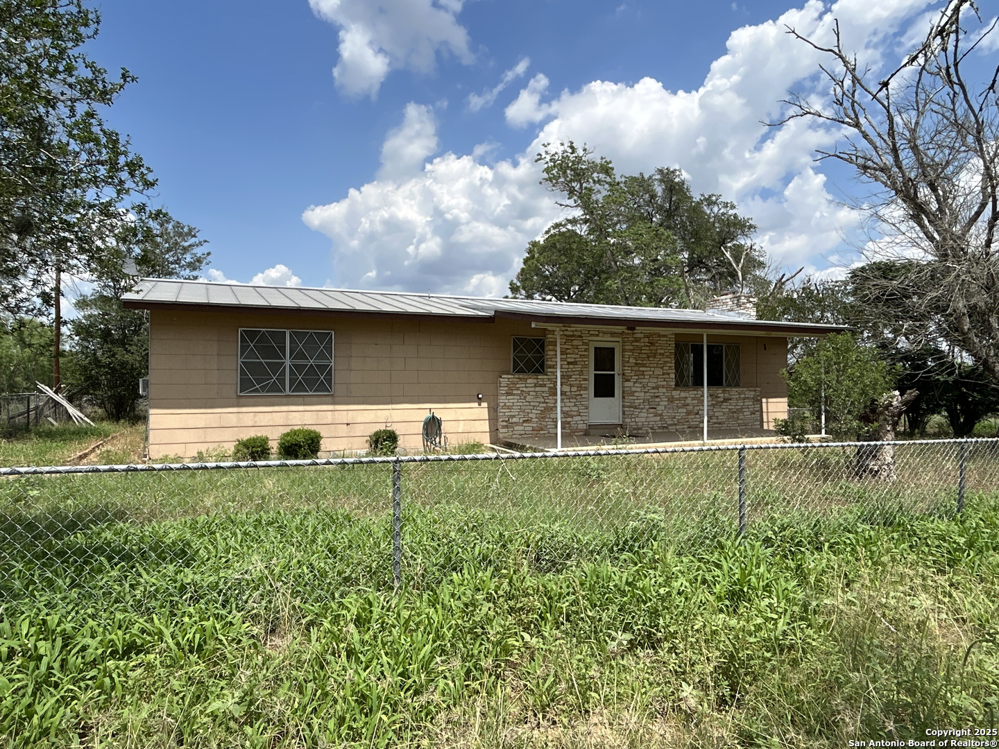 1626 Fm 1346 La Vernia TX 78121