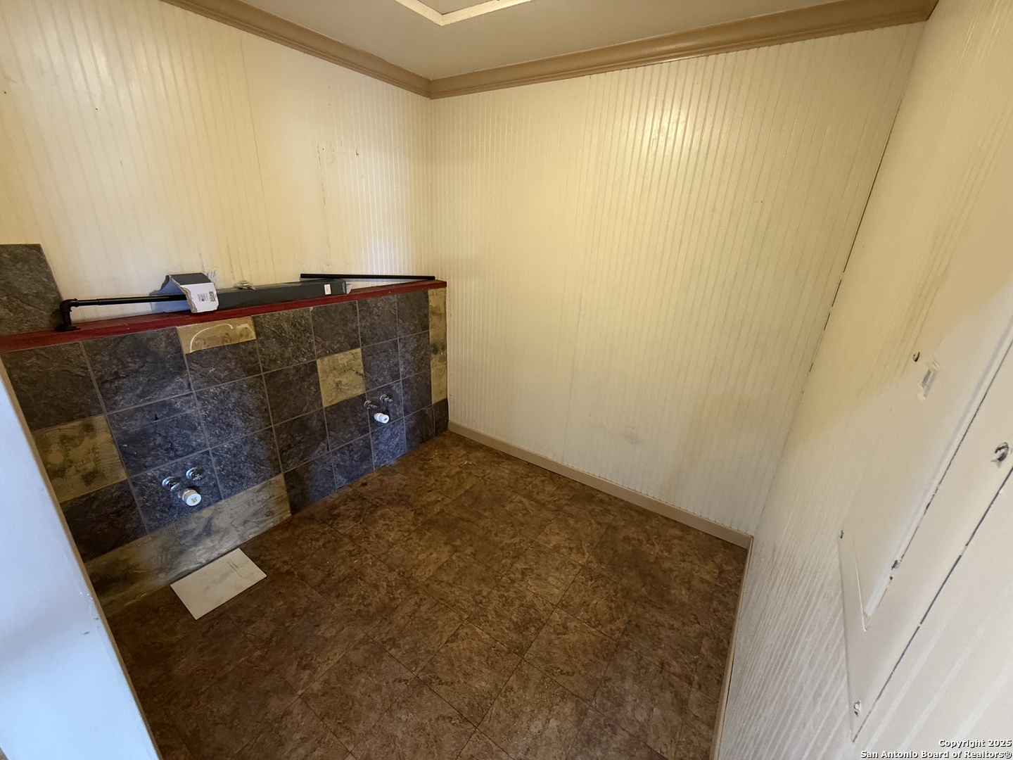 1920 10th Floresville TX 78114