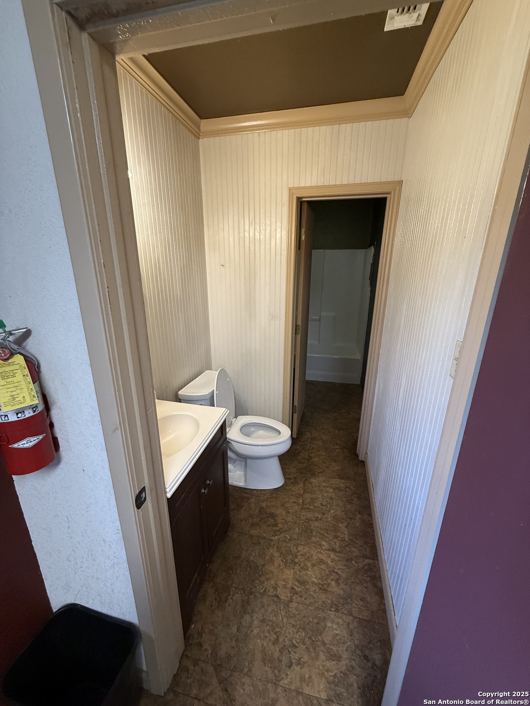 1920 10th Floresville TX 78114