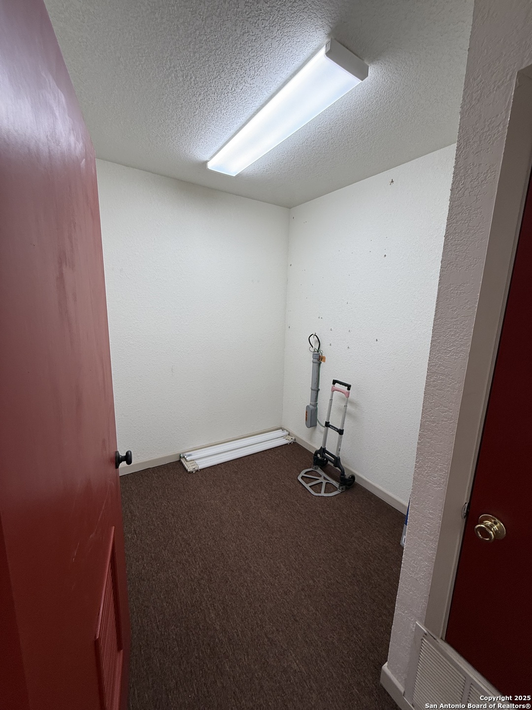 1920 10th Floresville TX 78114