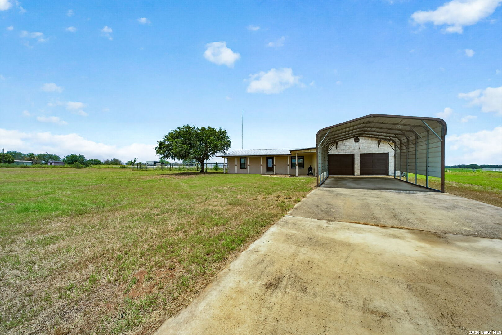 4044 W Fm 476 Poteet TX 78065