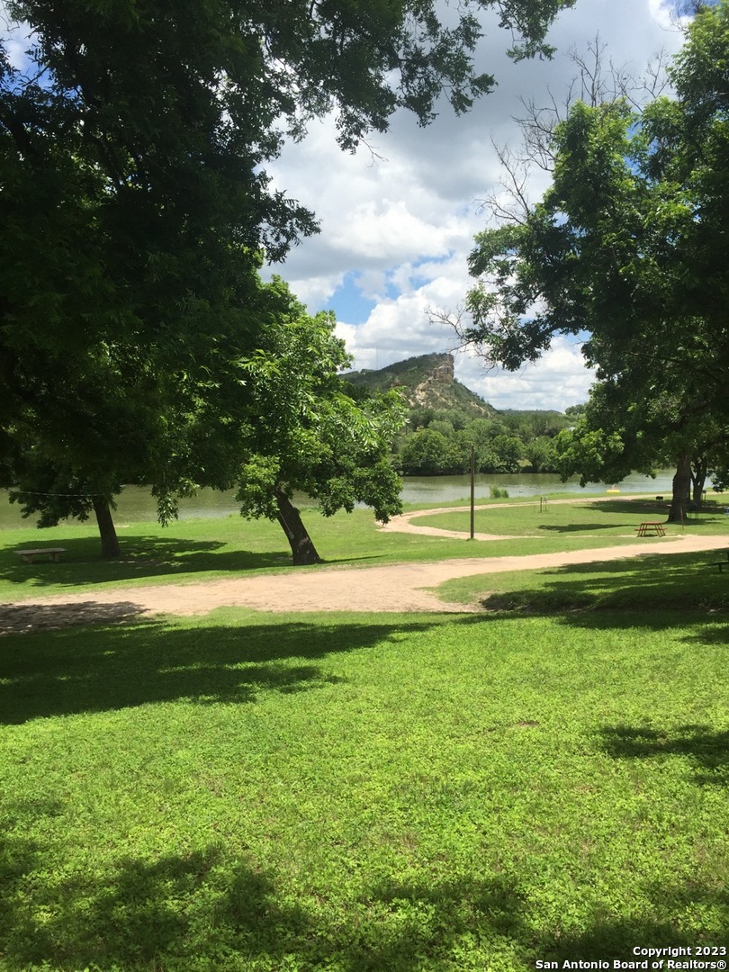 600 S 6th Street Junction TX 76849