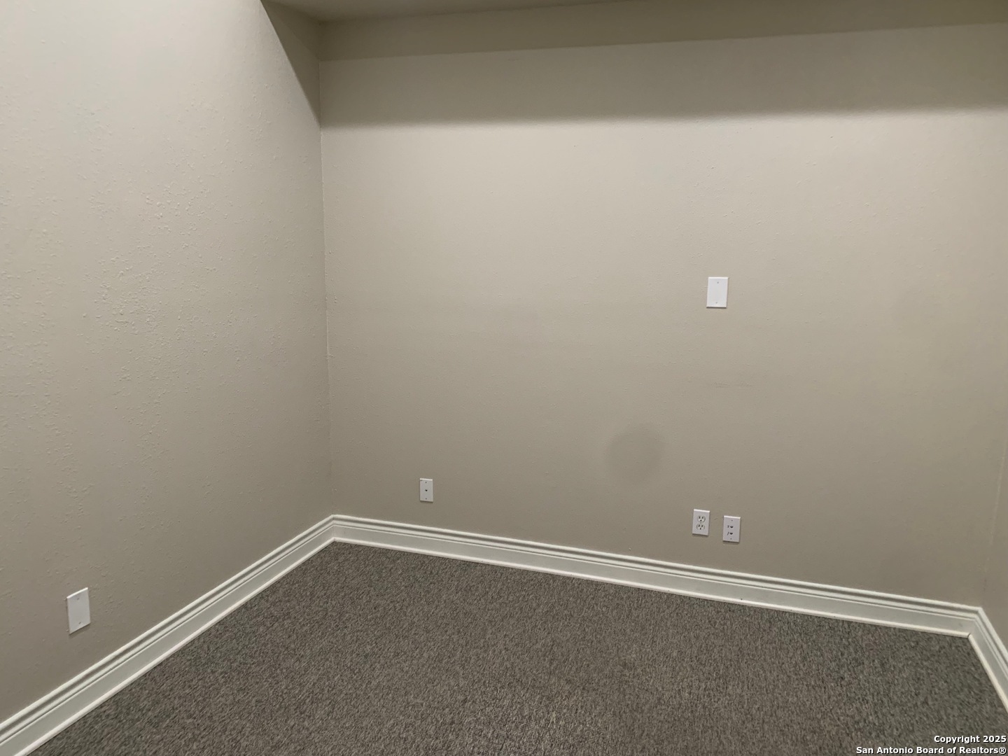 801 N. Main Street Boerne TX 78006