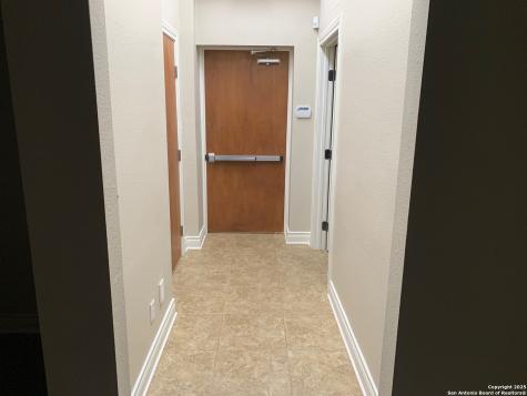 801 N. Main Street Boerne TX 78006