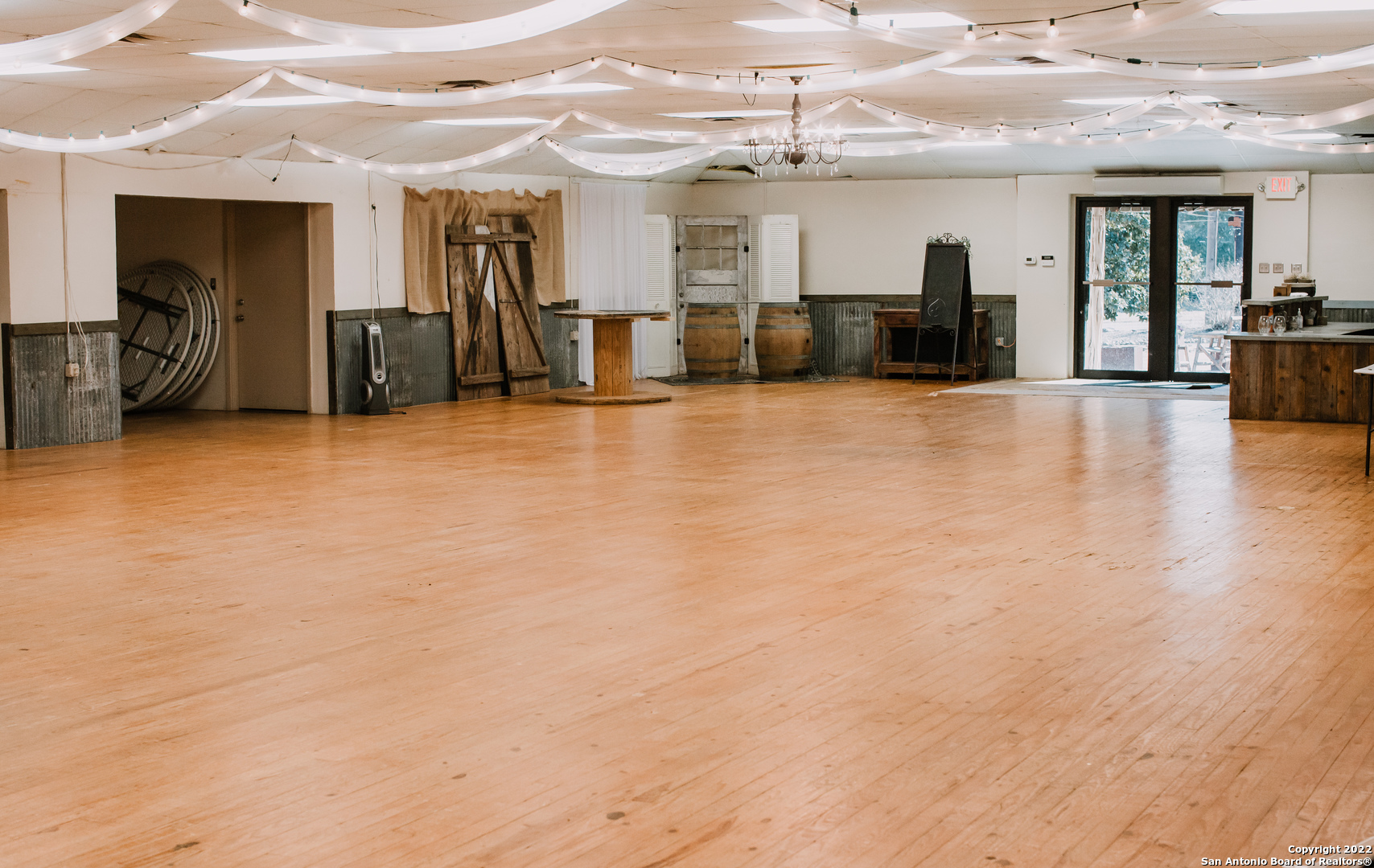 13893 Us Highway 87 S Adkins TX 78101