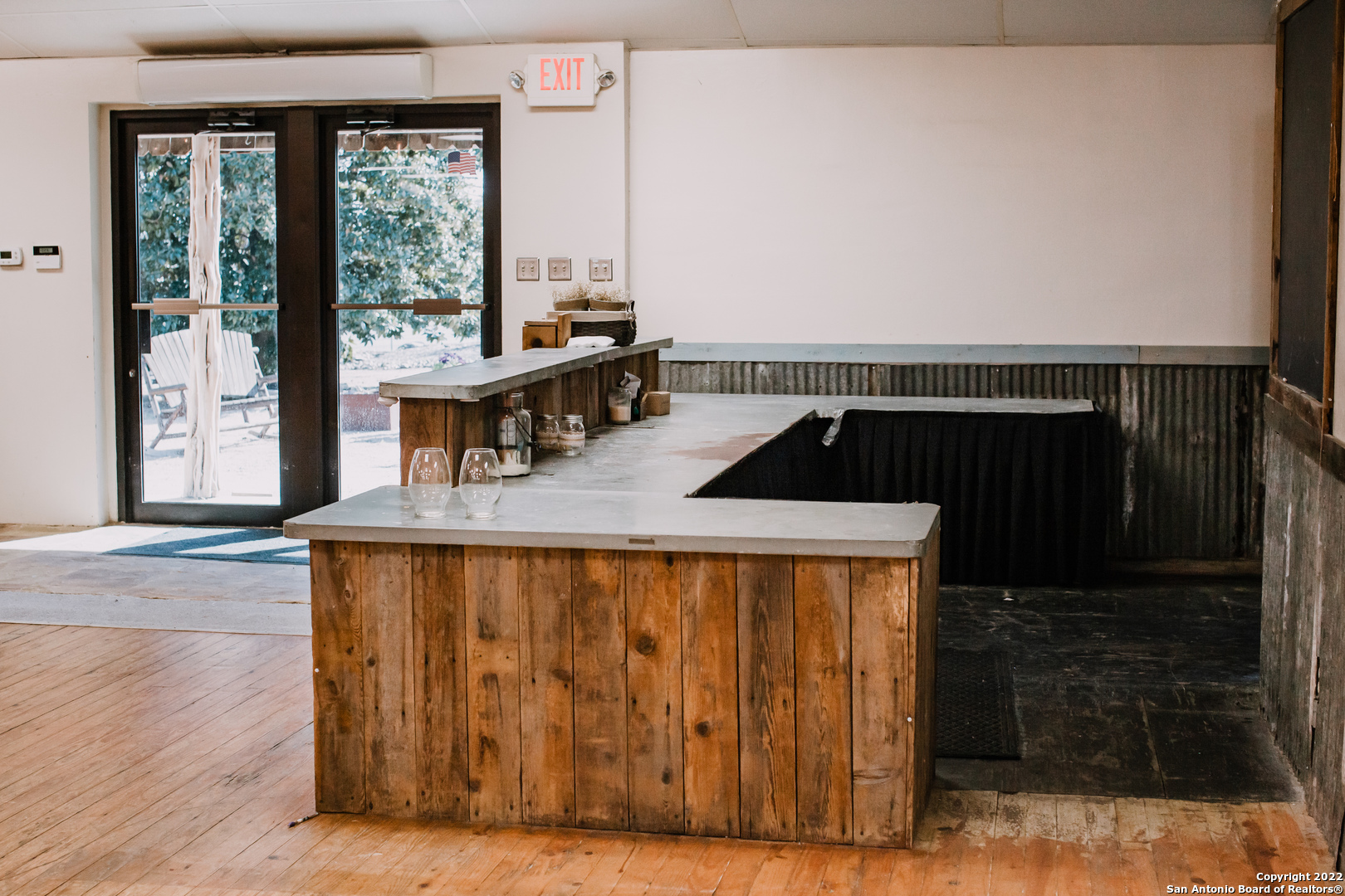 13893 Us Highway 87 S Adkins TX 78101