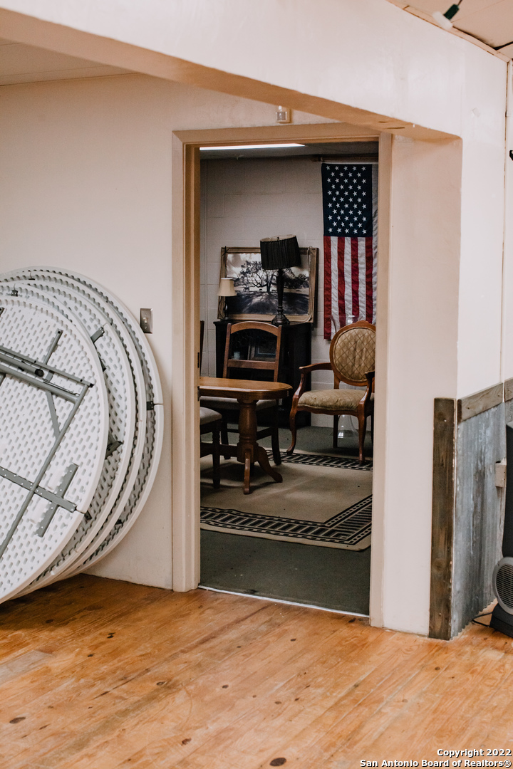 13893 Us Highway 87 S Adkins TX 78101