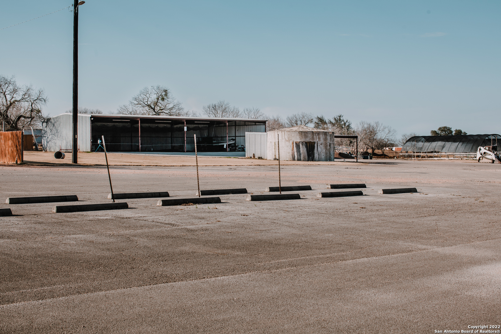 13893 Us Highway 87 S Adkins TX 78101